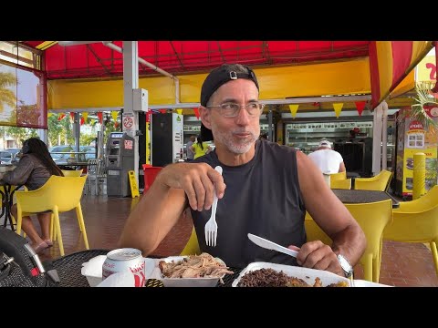I Felt Like I Was in Cuba: Authentic Miami Foodie Experience: El Palacio de los Jugos